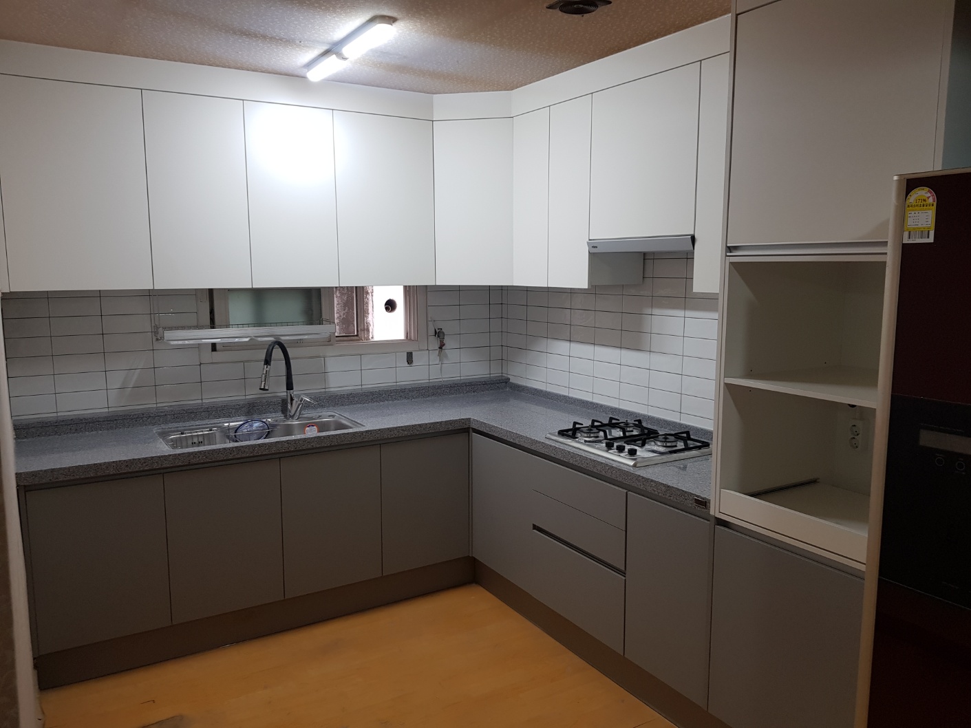 2040601309_2Szck4dw_19e205ed7db45c1b6717d887ffe5a4a83f4abbe6.jpg 이미지크게보기