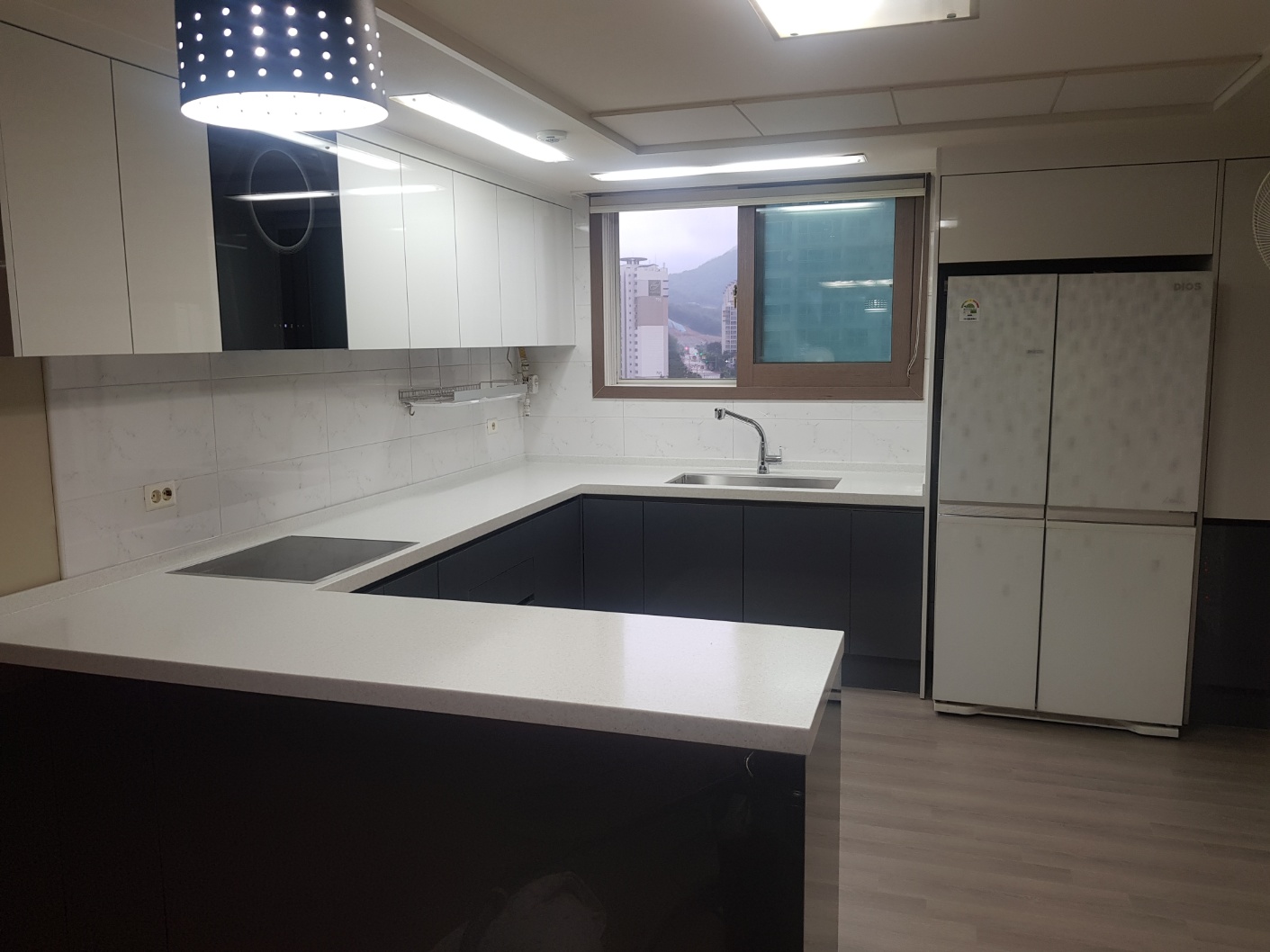 2040601309_BF1cLRjg_f1a1f698bc11cd3d74a27799b7ec5052e217e841.jpg 이미지크게보기