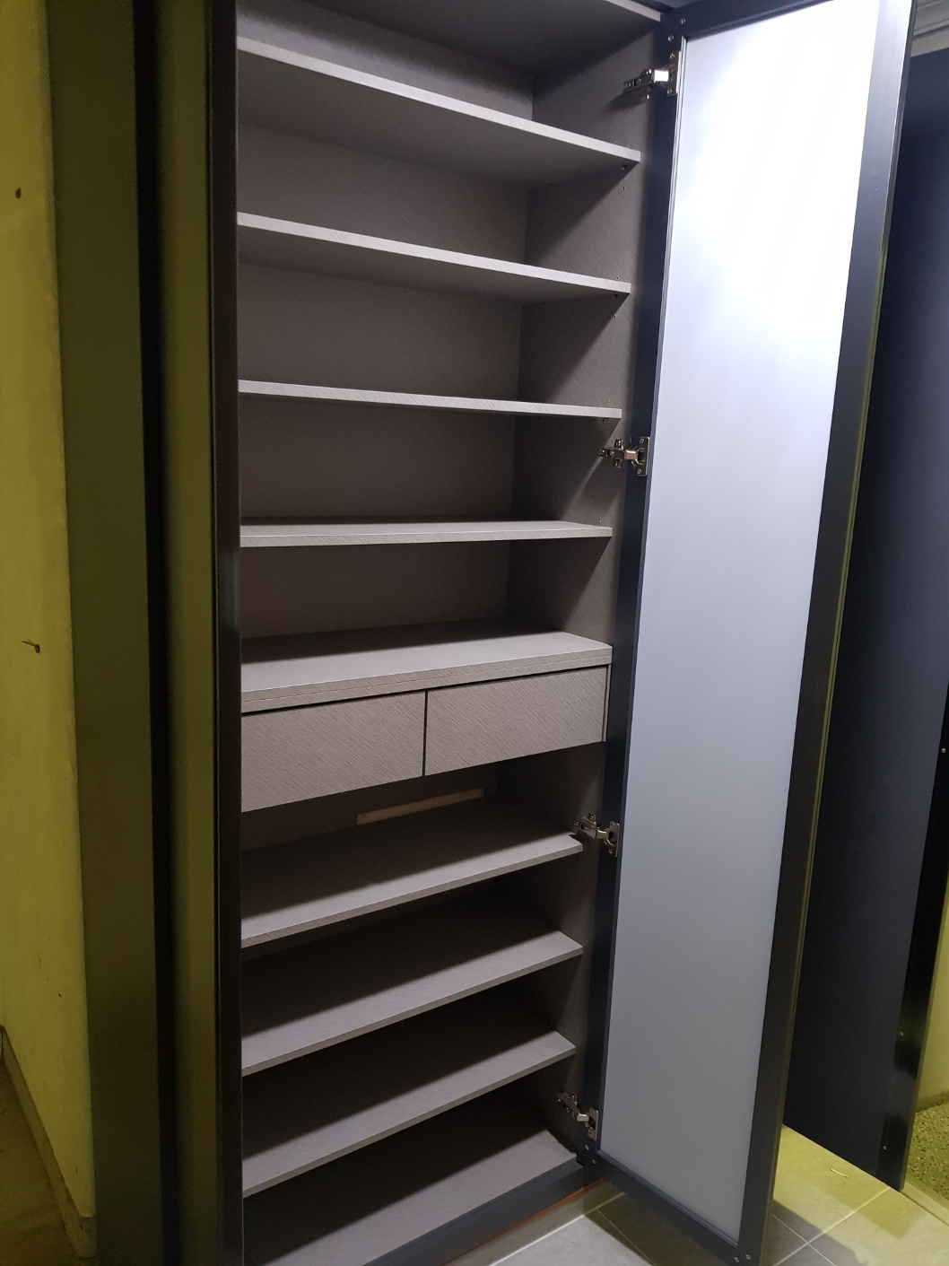 2040601309_ILDFZQyP_7396c516353c1caec8a5a25d8aaa0ee99fc2cdf4.jpg 이미지크게보기