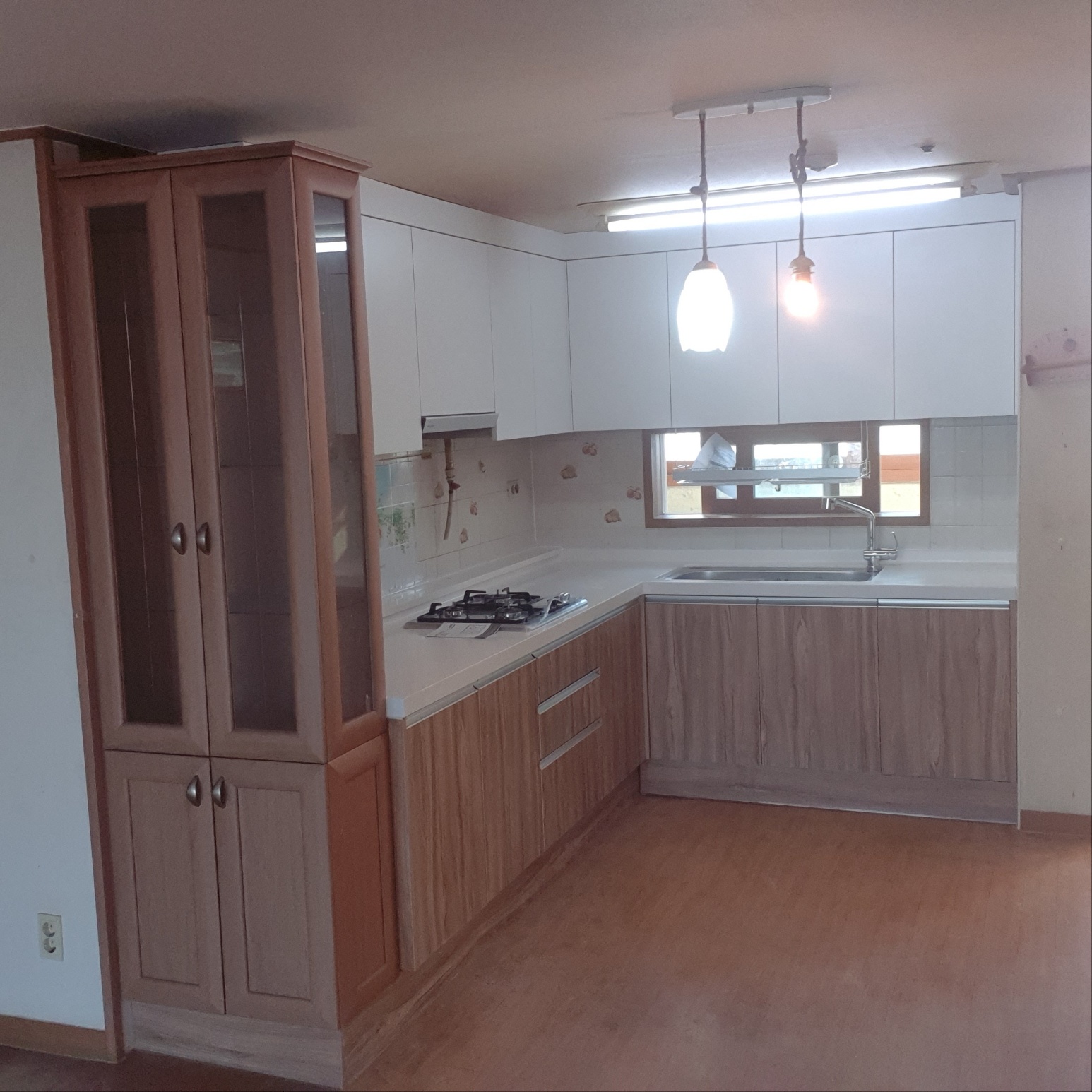 2040601309_L1wM8PpU_2e72417b82b62498f8f145616eaa5f3c91f70c1b.jpg 이미지크게보기