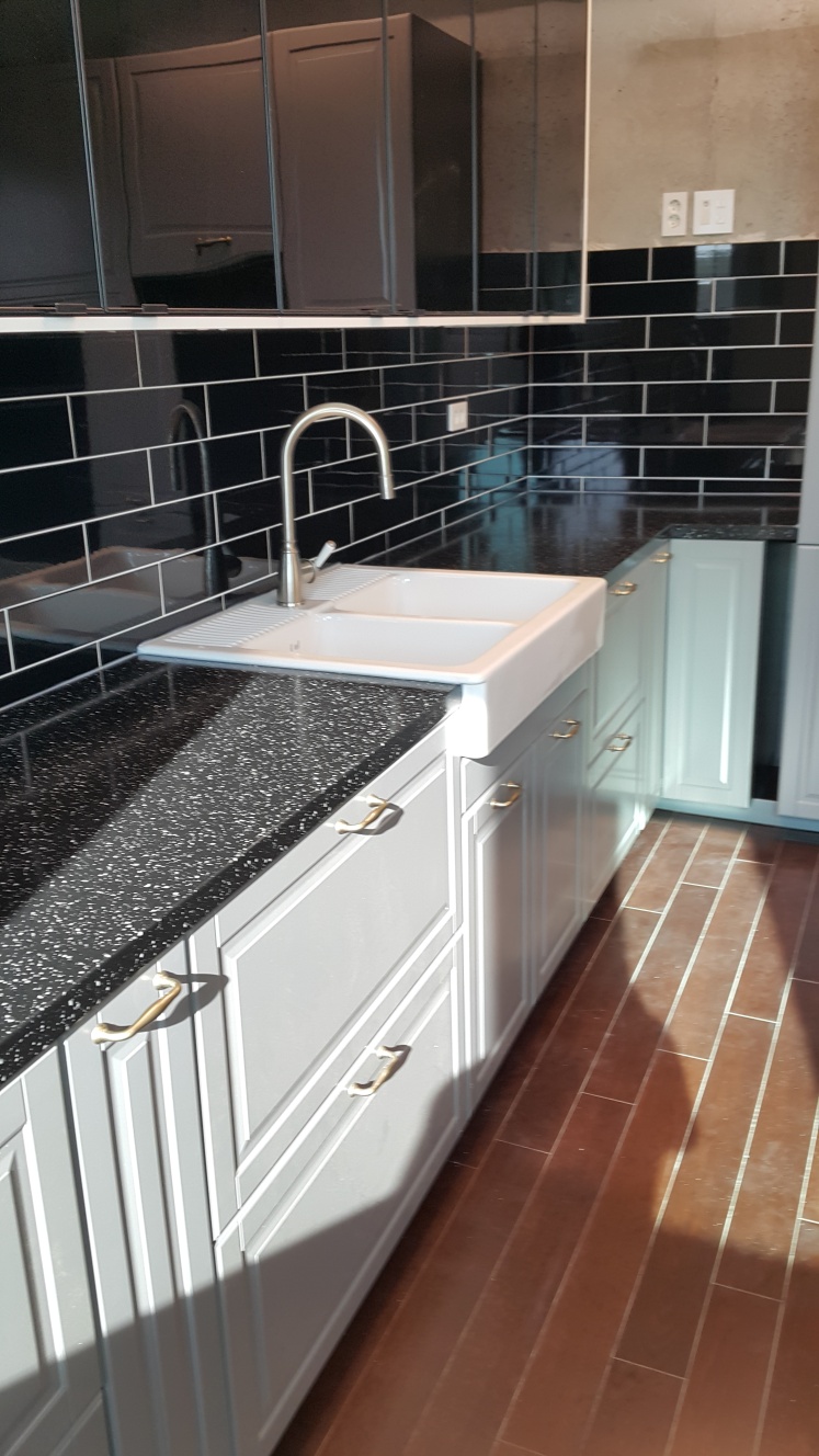 2040601309_LPtuyE5R_e529f21ac750d10ea7e4d9c5ef392e3c85045ed3.jpg 이미지크게보기