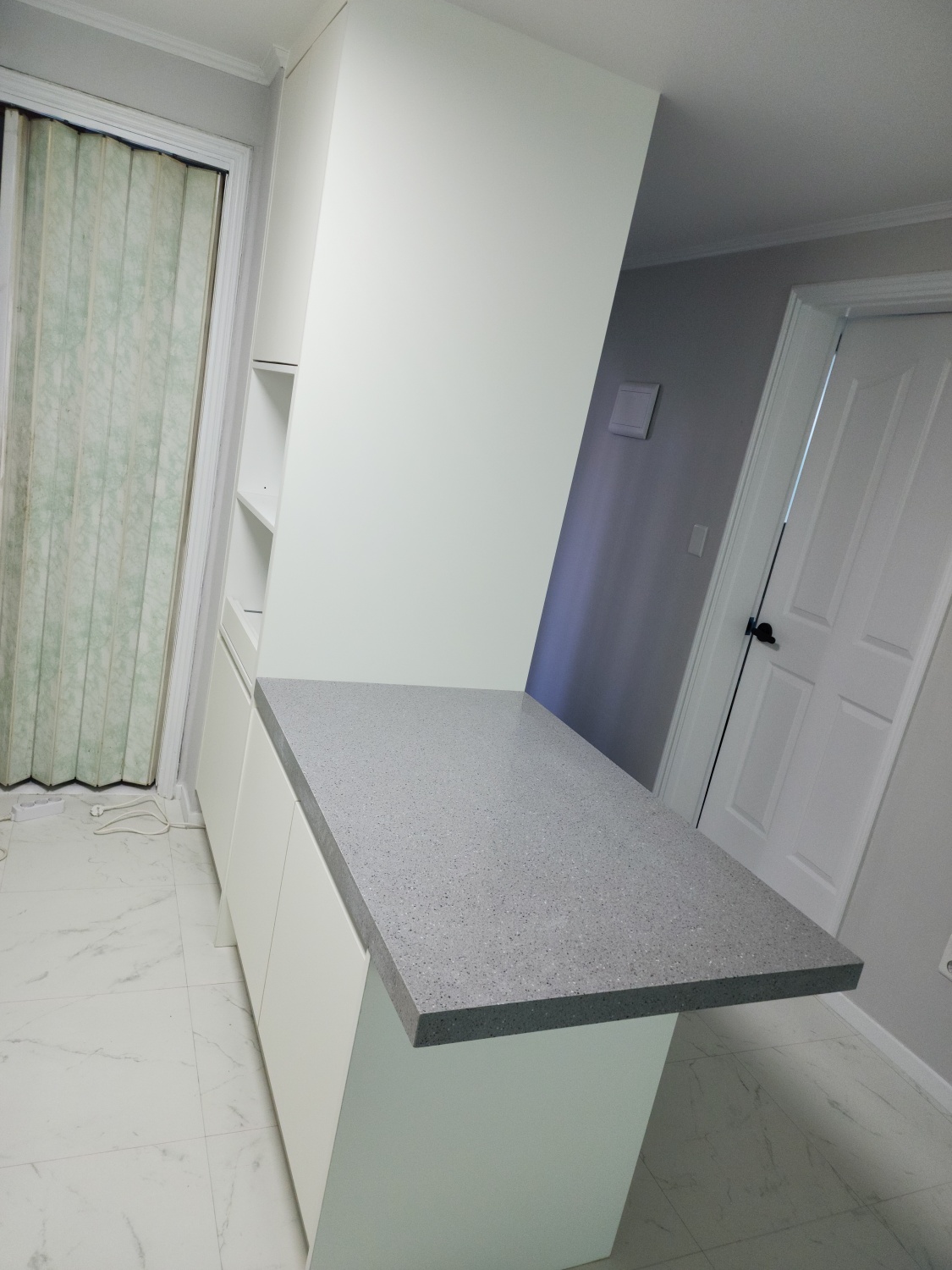 2040601309_W56BENA0_097bdf8d681c09379959719eaa875df40f5de897.jpg 이미지크게보기