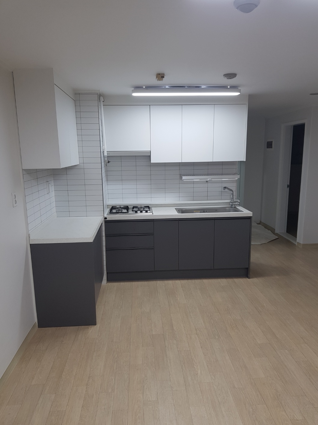 2040601309_YnvgEHW7_810c37b56ecc198cd43de41c9e9e040ff4357706.jpg 이미지크게보기