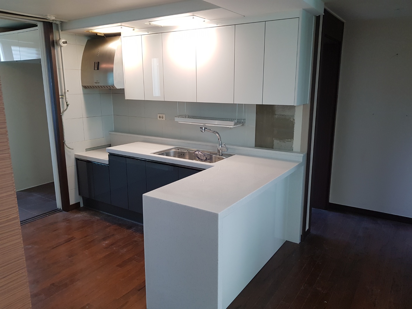 2040601309_tPf3cLo5_3f08a37b16211139b1b82ce265302beec422ea62.jpg 이미지크게보기